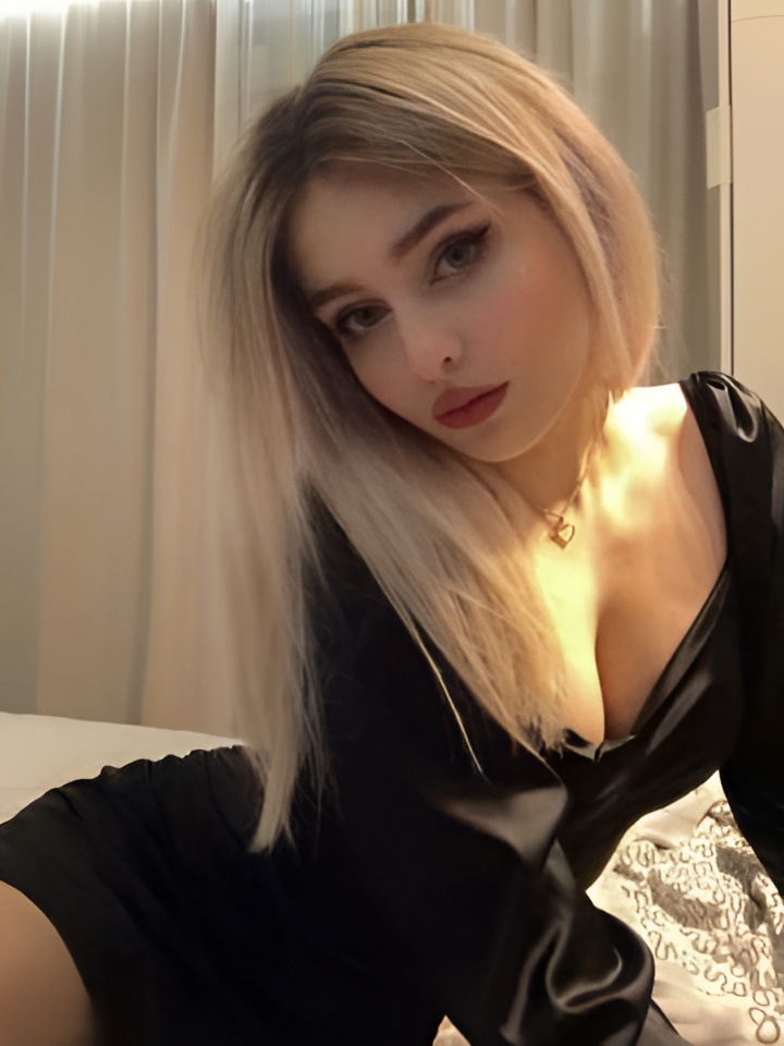 Нелли привлекальеная девушка из Кричева цена от 10000 руб