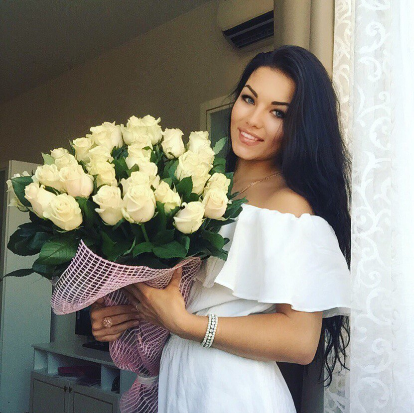 Стефани привлекальеная девушка из Кричева цена от 3500 руб