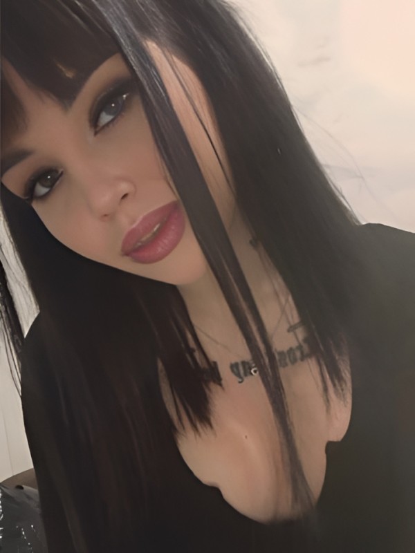 Богдана привлекательная девушка из Кричева цена от 10000 руб