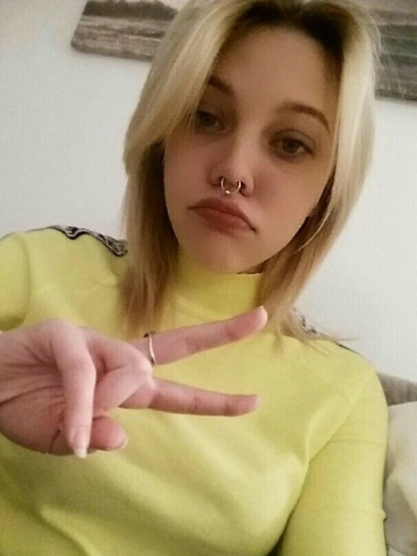 Оля привлекательная девушка из Кричева цена от 3500 руб