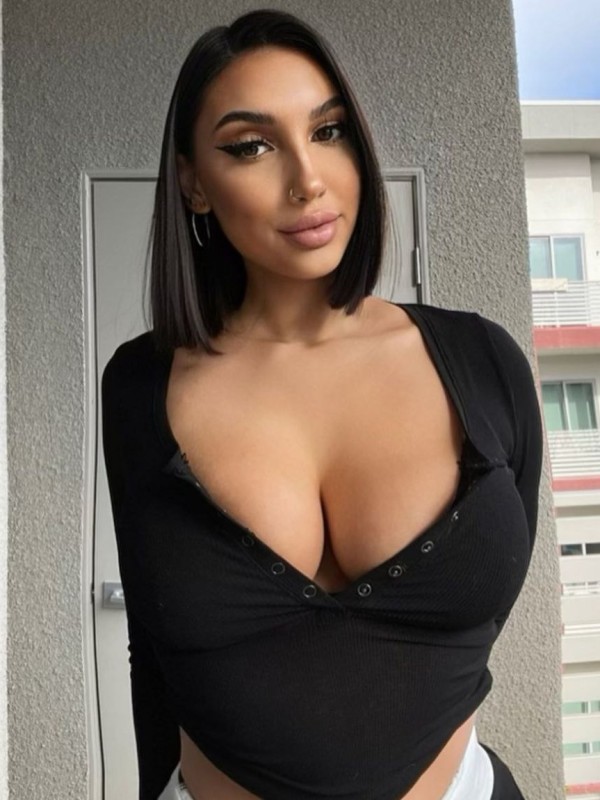 Татьяна привлекательная девушка из Кричева цена от 3000 руб